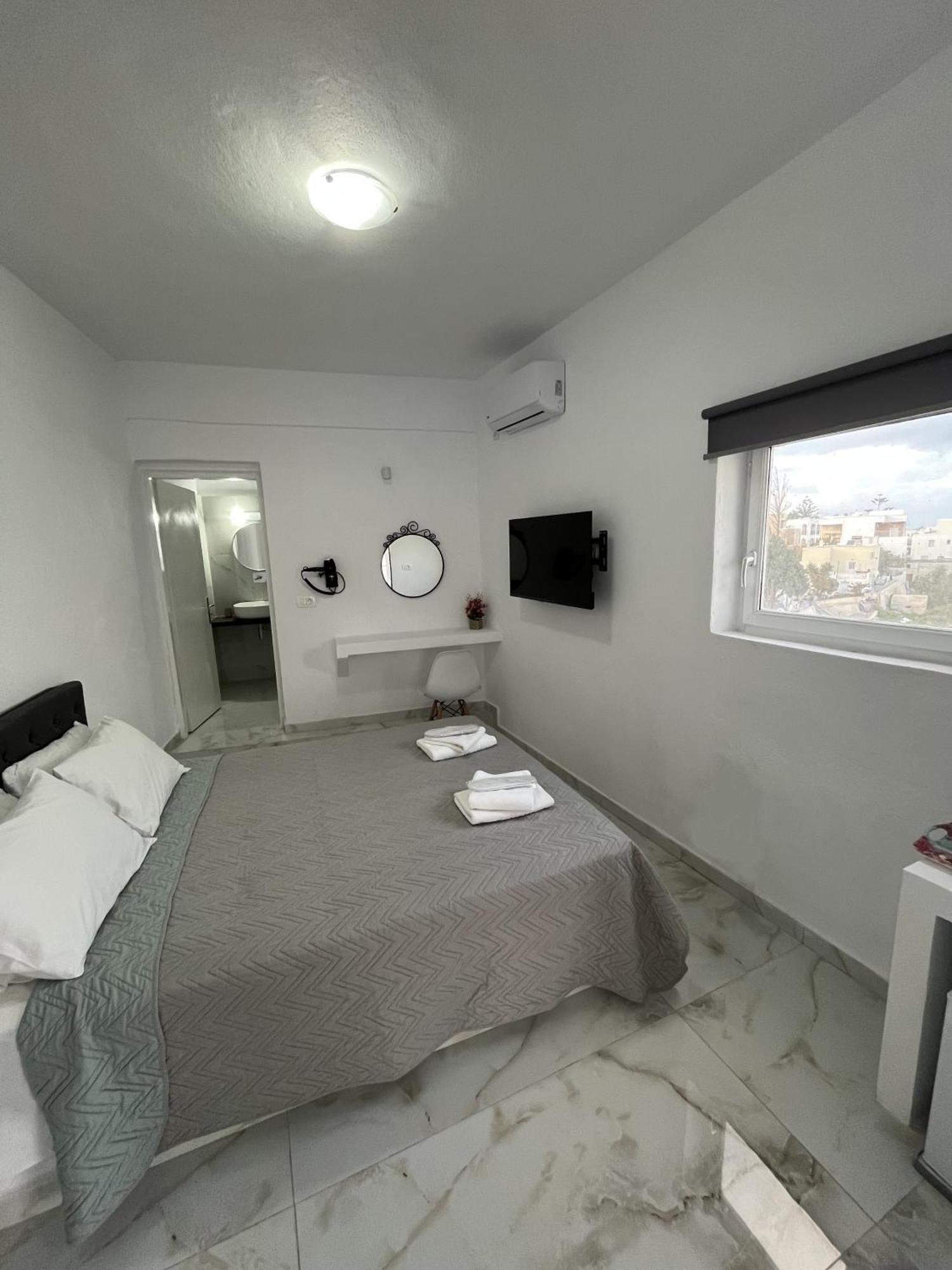 Stella Nomikou Apartments Firostefani Exterior photo